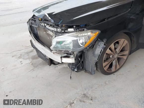 ✅ 2016 Mercedes-Benz CLA 250 • VIN: WDDSJ4EB6GN289816 • Lot: 43706566. Wystawiony na IAAI z przebiegiem 108 690 mil. Bezpłatny archiwum sprzedaży aukcyjnych z USA i szczegółowy raport historii pojazdu na DreamBid. Zdjęcie 6.