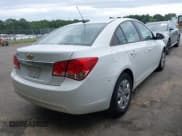 ✅ 2016 Chevrolet Cruze LS • VIN: 1G1PB5SGXG7173440 • Lot: 42995735. Listed on IAAI with 122,550 mi. Free auction sales archive from the USA and detailed vehicle history report at DreamBid. Image 4.