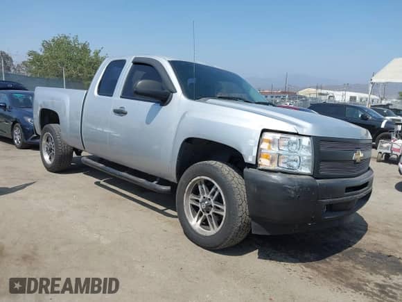 2012 Chevrolet Silverado 1500 Work Truck z VIN 1GCRCPEX9CZ248907, wystawiony jako IAAI lot #42538472 z przebiegiem 170 330 mil mil oraz . Historia ofert i sprzedaży dostępna na DreamBid. Obrazek 1.