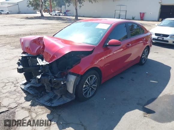 ✅ 2023 Kia Forte LXS • VIN: 3KPF24AD7PE627907 • Lot: 43326356. Wystawiony na IAAI z przebiegiem 58 255 mil. Bezpłatny archiwum sprzedaży aukcyjnych z USA i szczegółowy raport historii pojazdu na DreamBid. Zdjęcie 2.