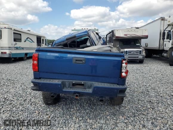✅ 2017 Chevrolet Silverado 1500 LT • VIN: 3GCUKREC5HG126557 • Lot: 84657925. Wystawiony na Copart z przebiegiem Nie podano. Bezpłatny archiwum sprzedaży aukcyjnych z USA i szczegółowy raport historii pojazdu na DreamBid. Zdjęcie 6.