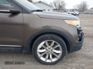 ✅ 2015 Ford Explorer XLT • VIN: 1FM5K8D80FGA84167 • Lot: 41605234. Wystawiony na IAAI z przebiegiem 90 217 mil. Bezpłatny archiwum sprzedaży aukcyjnych z USA i szczegółowy raport historii pojazdu na DreamBid. Zdjęcie 19.