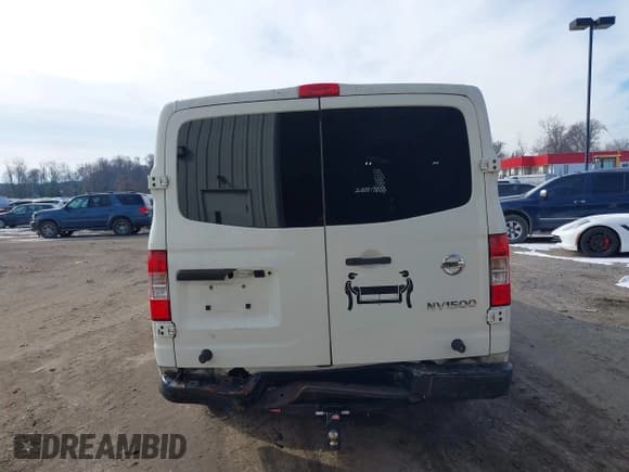 ✅ 2013 Nissan NV S • VIN: 1N6BF0KM9DN101101 • Lot: 41384511. Wystawiony na IAAI z przebiegiem 232 485 mil. Bezpłatny archiwum sprzedaży aukcyjnych z USA i szczegółowy raport historii pojazdu na DreamBid. Zdjęcie 15.