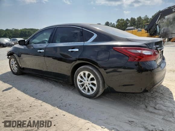 ✅ 2018 Nissan Altima SL • VIN: 1N4BL3AP6JC152531 • Lot: 80470355. Listed on Copart with 150,747 mi. Free auction sales archive from the USA and detailed vehicle history report at DreamBid. Image 2.