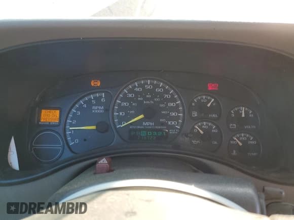 ✅ 2000 GMC Sierra 1500 SLE • VIN: 1GTEK14T3YZ223523 • Лот: 47747175. Опубликован ранее на Copart с пробегом 218 723 миль. Бесплатный доступ к архиву аукционных продаж из США и подробный отчёт об истории автомобиля на DreamBid. Изображение 9.