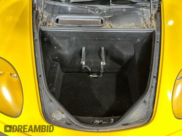 ✅ 2002 Ferrari 360 • VIN: ZFFYT53A820127191 • Lot: 71075195. Wystawiony na Copart z przebiegiem 57 335 mil. Bezpłatny archiwum sprzedaży aukcyjnych z USA i szczegółowy raport historii pojazdu na DreamBid. Zdjęcie 12.