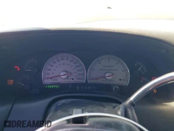 ✅ 2003 Ford F-150 Harley-Davidson • VIN: 1FTRW07333KC91740 • Lot: 45636205. Listed on Copart with 175,945 mi. Free auction sales archive from the USA and detailed vehicle history report at DreamBid. Image 9.