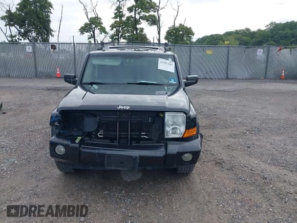 ✅ 2010 Jeep Commander Sport • VIN: 1J4RG4GK9AC158431 • Лот: 43107181. Опубликован ранее на IAAI с пробегом 170 819 миль. Бесплатный доступ к архиву аукционных продаж из США и подробный отчёт об истории автомобиля на DreamBid. Изображение 13.