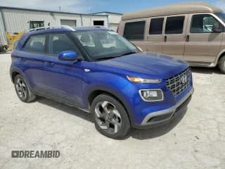 ✅ 2022 Hyundai Venue Limited • VIN: KMHRC8A31NU167825 • Lot: 56580445. Listed on Copart with 17,350 mi. Free auction sales archive from the USA and detailed vehicle history report at DreamBid. Image 4.