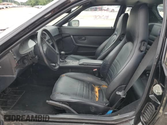 ✅ 1988 Porsche 944 • VIN: WP0AA2946JN465339 • Лот: 64326464. Опубликован ранее на Copart с пробегом 62 600 миль. Бесплатный доступ к архиву аукционных продаж из США и подробный отчёт об истории автомобиля на DreamBid. Изображение 7.