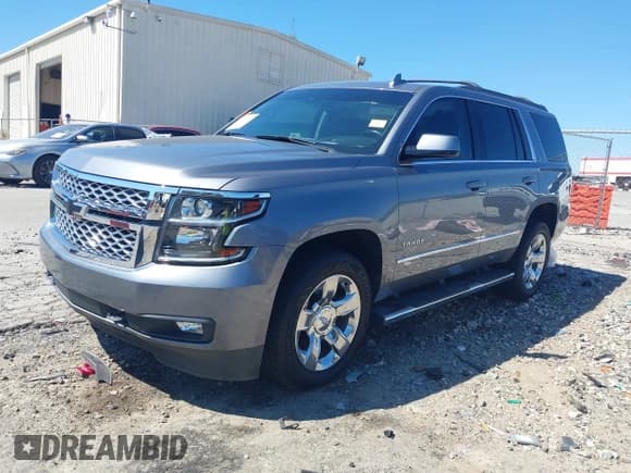 ✅ 2018 Chevrolet Tahoe LT • VIN: 1GNSCBKC7JR390392 • Lot: 43091185. Listed on IAAI with 88,758 mi. Free auction sales archive from the USA and detailed vehicle history report at DreamBid. Image 17.