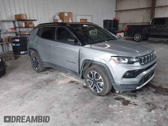 ✅ 2023 Jeep Compass (RED) Edition • VIN: 3C4NJDCN2PT567373 • Lot: 42605313. Wystawiony na IAAI z przebiegiem 49 610 mil. Bezpłatny archiwum sprzedaży aukcyjnych z USA i szczegółowy raport historii pojazdu na DreamBid. Zdjęcie 1.