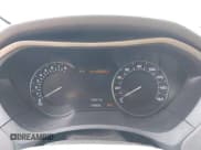 ✅ 2016 Lincoln MKZ • VIN: 3LN6L2GKXGR623300 • Lot: 42220732. Wystawiony na IAAI z przebiegiem 74 886 mil. Bezpłatny archiwum sprzedaży aukcyjnych z USA i szczegółowy raport historii pojazdu na DreamBid. Zdjęcie 7.