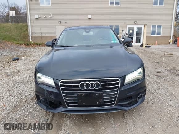 ✅ 2012 Audi A7 Prestige • VIN: WAU3GAFC0CN172484 • Lot: 43729671. Wystawiony na IAAI z przebiegiem 148 798 mil. Bezpłatny archiwum sprzedaży aukcyjnych z USA i szczegółowy raport historii pojazdu na DreamBid. Zdjęcie 13.