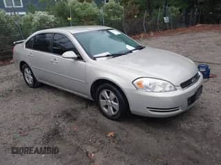 2008 Chevrolet Impala LT with VIN 2G1WT58K281377006, listed as a IAAI auction lot 43557692 with 213,399 mi miles and . Bid and sale history available at DreamBid. Image 1.