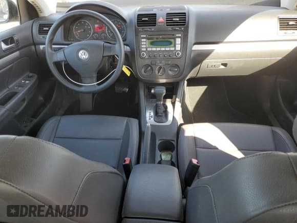 ✅ 2007 Volkswagen Jetta 2.5 • VIN: 3VWRF71K27M001329 • Лот: 79853394. Опубликован ранее на Copart с пробегом 37 626 миль. Бесплатный доступ к архиву аукционных продаж из США и подробный отчёт об истории автомобиля на DreamBid. Изображение 8.