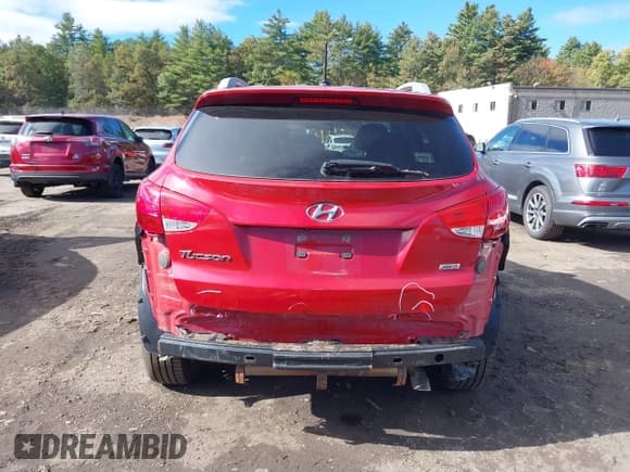 ✅ 2014 Hyundai Tucson SE • VIN: KM8JUCAG2EU914218 • Lot: 43467379. Listed on IAAI with 114,682 mi. Free auction sales archive from the USA and detailed vehicle history report at DreamBid. Image 17.