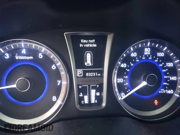 2014 Hyundai Azera с VIN KMHFG4JGXEA367736, выставлен на аукционе Copart как лот 87290304 с пробегом 83 231 миль миль и Списание • Salvage title. История ставок и продаж доступна на DreamBid. Изображение 9.