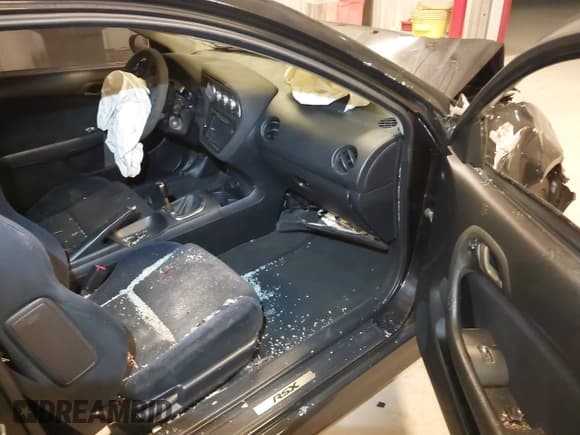 ✅ 2005 Acura RSX • VIN: JH4DC53835S011608 • Lot: 43496663. Listed on IAAI with 249,418 mi. Free auction sales archive from the USA and detailed vehicle history report at DreamBid. Image 5.