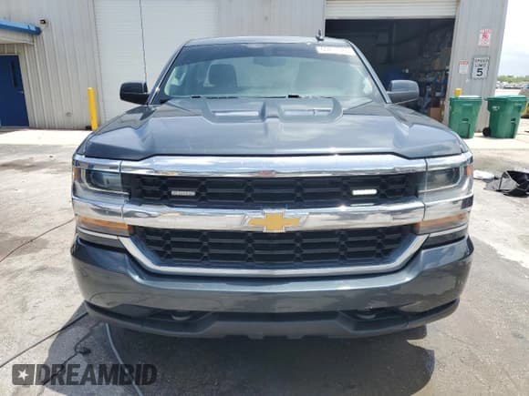 ✅ 2019 Chevrolet Silverado 1500 LT • VIN: 2GCVKPEC2K1114004 • Lot: 60217545. Wystawiony na Copart z przebiegiem 171 328 mil. Bezpłatny archiwum sprzedaży aukcyjnych z USA i szczegółowy raport historii pojazdu na DreamBid. Zdjęcie 5.