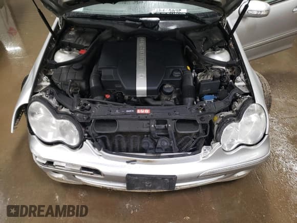 ✅ 2005 Mercedes-Benz C 240 • VIN: WDBRF81J65F678895 • Lot: 48112075. Wystawiony na Copart z przebiegiem 71 060 mil. Bezpłatny archiwum sprzedaży aukcyjnych z USA i szczegółowy raport historii pojazdu na DreamBid. Zdjęcie 11.