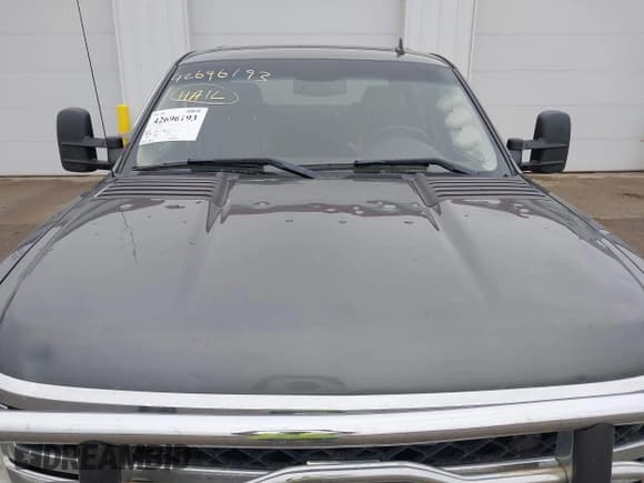 ✅ 2011 Chevrolet Silverado 2500HD LTZ • VIN: 1GC1KYC82BF182329 • Lot: 42696193. Listed on IAAI with 211,191 mi. Free auction sales archive from the USA and detailed vehicle history report at DreamBid. Image 6.