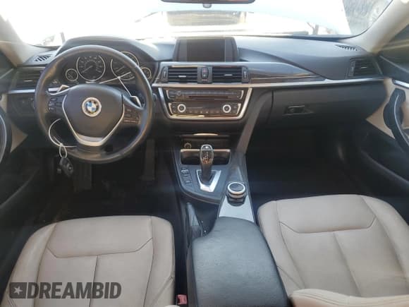 ✅ 2015 BMW 4 Series 428i • VIN: WBA4A9C51FGL85088 • Лот: 91577935. Опубликован ранее на Copart с пробегом 215 009 миль. Бесплатный доступ к архиву аукционных продаж из США и подробный отчёт об истории автомобиля на DreamBid. Изображение 8.