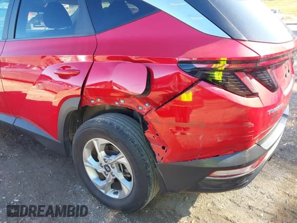 ✅ 2022 Hyundai Tucson SEL • VIN: 5NMJB3AE8NH038111 • Lot: 43515920. Listed on IAAI with 37,706 mi. Free auction sales archive from the USA and detailed vehicle history report at DreamBid. Image 6.