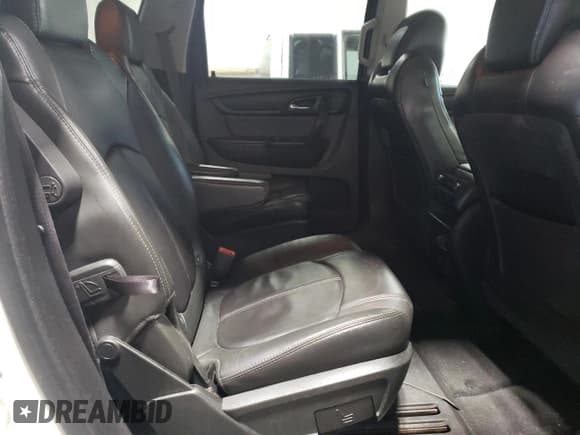 ✅ 2014 Chevrolet Traverse LT • VIN: 1GNKVHKD1EJ331820 • Lot: 72990654. Wystawiony na Copart z przebiegiem 154 238 mil. Bezpłatny archiwum sprzedaży aukcyjnych z USA i szczegółowy raport historii pojazdu na DreamBid. Zdjęcie 11.