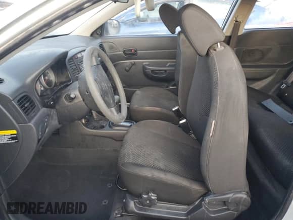 2011 Hyundai Accent GS с VIN KMHCM3AC2BU199765, выставлен на аукционе Copart как лот 74060424 с пробегом Не указан миль и Списание • Salvage title. История ставок и продаж доступна на DreamBid. Изображение 7.