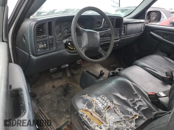 ✅ 2001 Chevrolet Silverado 2500HD LS • VIN: 1GCHK24U91Z301904 • Lot: 46806275. Listed on Copart with 221,596 mi. Free auction sales archive from the USA and detailed vehicle history report at DreamBid. Image 8.