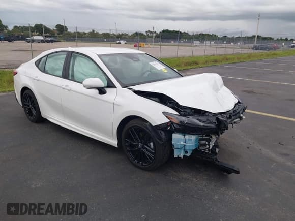 ✅ 2025 Toyota Camry XSE • VIN: 4T1DAACK5SU078301 • Lot: 43432381. Listed on IAAI with 9,790 mi. Free auction sales archive from the USA and detailed vehicle history report at DreamBid. Image 1.