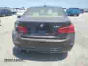 2016 BMW 3 Series z VIN WBA8E7C57GK415560, wystawiony jako Copart lot #60493425 z przebiegiem 37 702 mil mil oraz Szkoda całkowita • Salvage title. Historia ofert i sprzedaży dostępna na DreamBid. Obrazek 6.