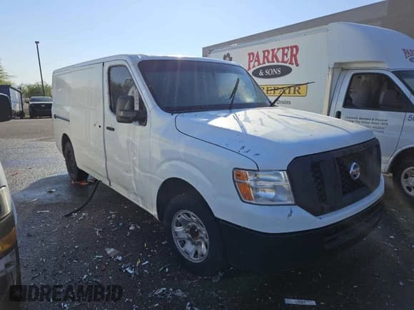 ✅ 2015 Nissan NV SV • VIN: 1N6BF0KL6FN809302 • Lot: 43923292. Listed on IAAI with 185,121 mi. Free auction sales archive from the USA and detailed vehicle history report at DreamBid. Image 2.