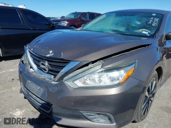 ✅ 2017 Nissan Altima S • VIN: 1N4AL3AP9HC201159 • Lot: 43455080. Listed on IAAI with 101,343 mi. Free auction sales archive from the USA and detailed vehicle history report at DreamBid. Image 6.
