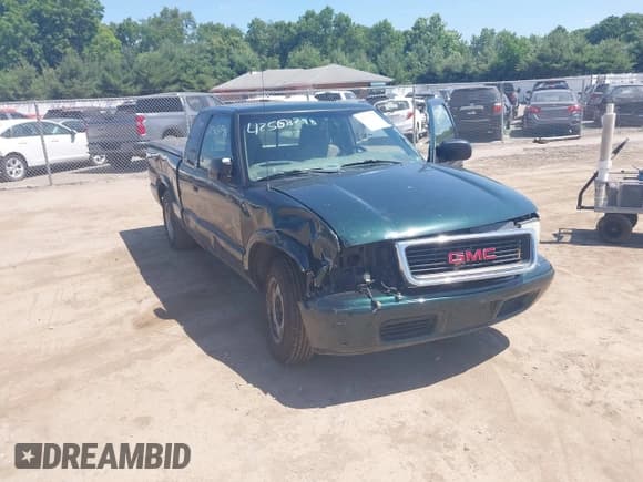 ✅ 2003 GMC Sonoma SLS • VIN: 1GTCS19X338196177 • Lot: 42568798. Wystawiony na IAAI z przebiegiem 167 659 mil. Bezpłatny archiwum sprzedaży aukcyjnych z USA i szczegółowy raport historii pojazdu na DreamBid. Zdjęcie 6.