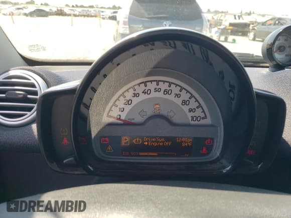 ✅ 2013 Smart fortwo Passion • VIN: WMEEJ9AA6DK717318 • Lot: 68388855. Listed on Copart with Not provided. Free auction sales archive from the USA and detailed vehicle history report at DreamBid. Image 9.