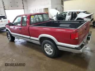 1996 Chevrolet S-10 LS с VIN 1GCDT19X3T8148339, выставлен на аукционе Copart как лот 78182764 с пробегом 122 797 миль миль и Чистый • Clean title. История ставок и продаж доступна на DreamBid. Изображение 2.