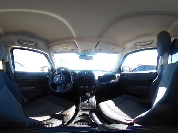 ✅ 2017 Jeep Patriot Latitude • VIN: 1C4NJPFB9HD184699 • Lot: 43587706. Listed on IAAI with 148,309 mi. Free auction sales archive from the USA and detailed vehicle history report at DreamBid. Image 18.