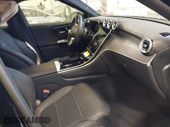 ✅ 2025 Mercedes-Benz GLC 300 • VIN: W1NKM4HB8SF291642 • Лот: 41397382. Опубликован ранее на IAAI с пробегом 209 миль. Бесплатный доступ к архиву аукционных продаж из США и подробный отчёт об истории автомобиля на DreamBid. Изображение 5.