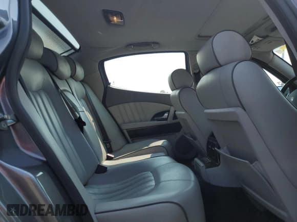 ✅ 2005 Maserati Quattroporte • VIN: ZAMCE39A650019005 • Lot: 66991265. Listed on Copart with 70,573 mi. Free auction sales archive from the USA and detailed vehicle history report at DreamBid. Image 10.