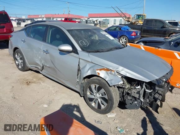 ✅ 2022 Nissan Altima S • VIN: 1N4BL4BV8NN341162 • Лот: 43481376. Опубликован ранее на IAAI с пробегом 42 792 миль. Бесплатный доступ к архиву аукционных продаж из США и подробный отчёт об истории автомобиля на DreamBid. Изображение 1.