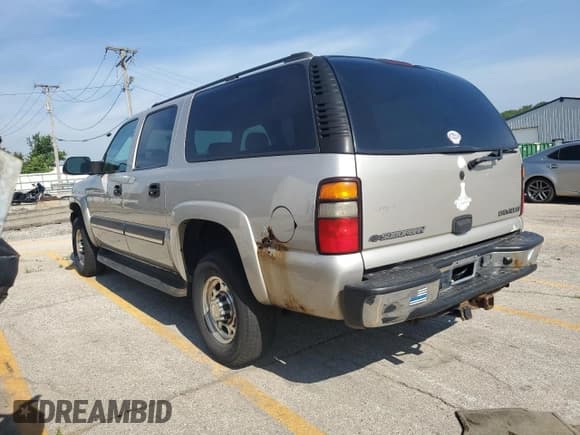 ✅ 2005 Chevrolet Suburban LT • VIN: 3GNGK26U95G150732 • Лот: 63241415. Опубликован ранее на Copart с пробегом 270 771 миль. Бесплатный доступ к архиву аукционных продаж из США и подробный отчёт об истории автомобиля на DreamBid. Изображение 2.