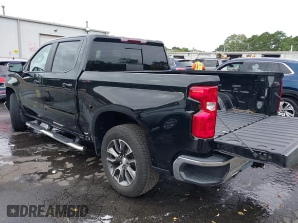 ✅ 2022 Chevrolet Silverado 1500 LT • VIN: 1GCUDDED3NZ523024 • Lot: 43111880. Listed on IAAI with 49,179 mi. Free auction sales archive from the USA and detailed vehicle history report at DreamBid. Image 3.