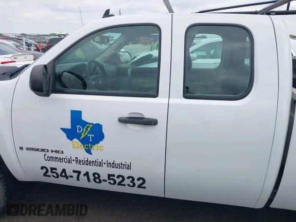 ✅ 2009 Chevrolet Silverado 2500HD Work Truck • VIN: 1GCHC49K59E149669 • Лот: 42042653. Опубликован ранее на IAAI с пробегом 160 732 миль. Бесплатный доступ к архиву аукционных продаж из США и подробный отчёт об истории автомобиля на DreamBid. Изображение 14.