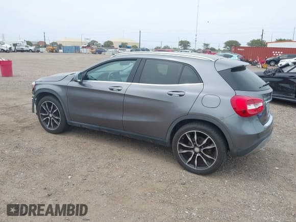 ✅ 2017 Mercedes-Benz GLA 250 • VIN: WDCTG4EB5HJ302359 • Лот: 42049287. Опубликован ранее на IAAI с пробегом 83 046 миль. Бесплатный доступ к архиву аукционных продаж из США и подробный отчёт об истории автомобиля на DreamBid. Изображение 3.