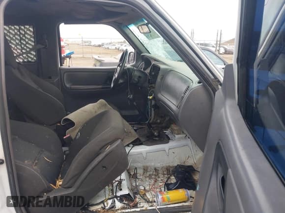 ✅ 2002 Ford Ranger XL • VIN: 1FTYR14U32PB50318 • Lot: 43653267. Listed on IAAI with 170,200 mi. Free auction sales archive from the USA and detailed vehicle history report at DreamBid. Image 5.