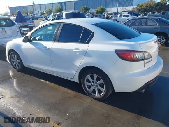 ✅ 2010 Mazda 3 i Touring • VIN: JM1BL1SGXA1195990 • Lot: 43775045. Listed on IAAI with 217,766 mi. Free auction sales archive from the USA and detailed vehicle history report at DreamBid. Image 3.