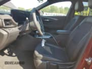 ✅ 2025 Buick Envista Preferred • VIN: KL47LAEP1SB071114 • Lot: 81873235. Wystawiony na Copart z przebiegiem 17 943 mil. Bezpłatny archiwum sprzedaży aukcyjnych z USA i szczegółowy raport historii pojazdu na DreamBid. Zdjęcie 7.