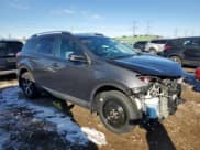 ✅ 2018 Toyota RAV4 XLE • VIN: 2T3RFREV2JW850708 • Лот: 92017895. Опубликован ранее на Copart с пробегом 18 332 миль. Бесплатный доступ к архиву аукционных продаж из США и подробный отчёт об истории автомобиля на DreamBid. Изображение 4.
